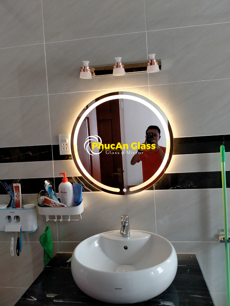 gương đèn led phòng tắm