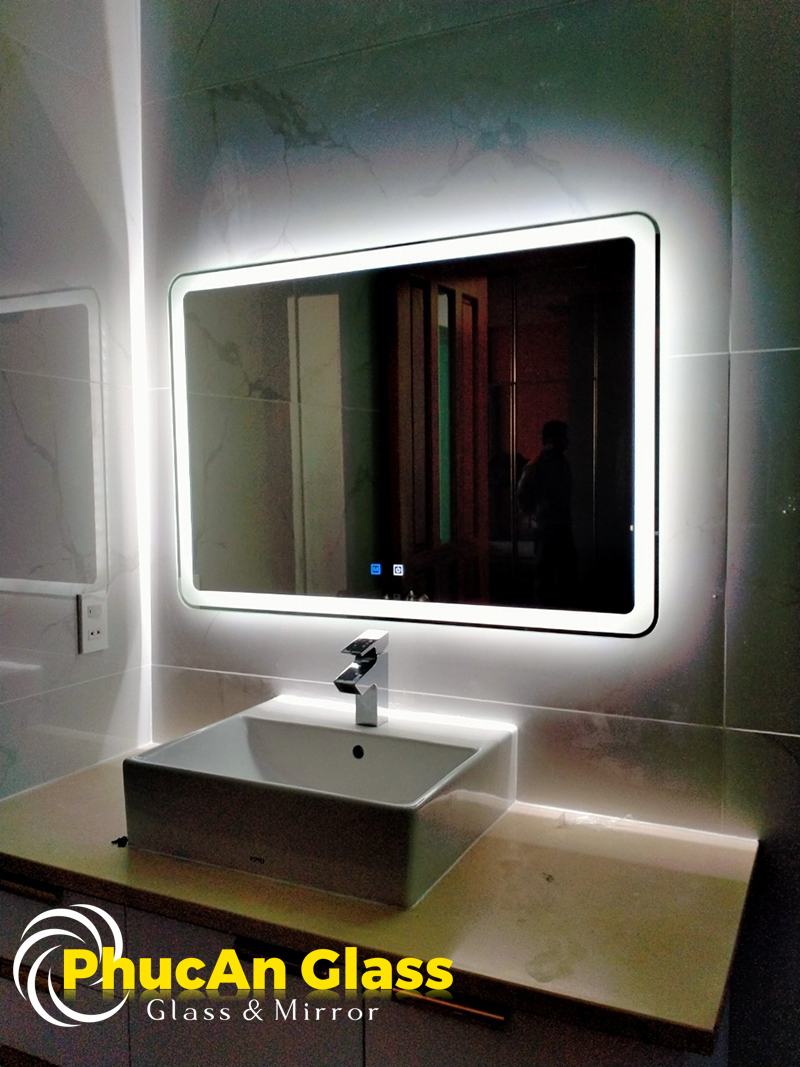 Gương treo nhà tắm có đèn led
