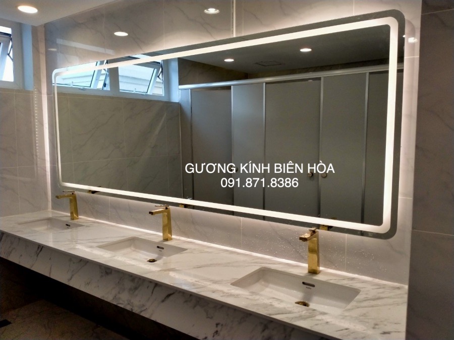 Gương nhà vệ sinh Biên Hòa Đồng Nai có gắn đèn led